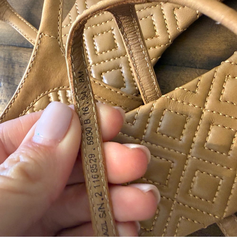 Tory Burch Marion Quilted Leather Thong Toe Sandal Sz 8 - Picture 5 of 8